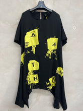 Prenesite sliku u preglednik galerije, OBLEKA, UNI velikost do 52, črno rumena in črno bela