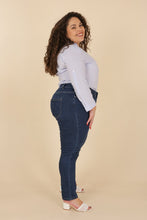 Naložite sliko v pregledovalnik galerije, Jeans - kavbojke - VISOK PAS, velikosti 48-60
